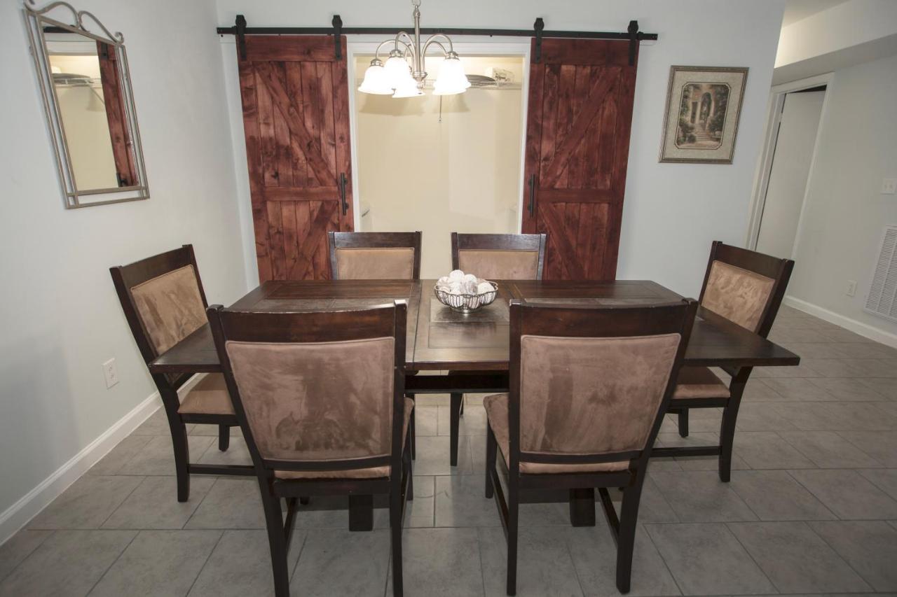 Elegant 3 Bedroom Apt With Free Parking And Balcony Nashville Zewnętrze zdjęcie